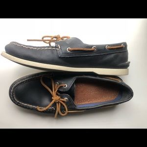 Men’s Navy Sperry Top-Sider Boat Shoes